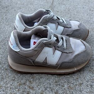 New Balance Kids Sneakers - Gray and White